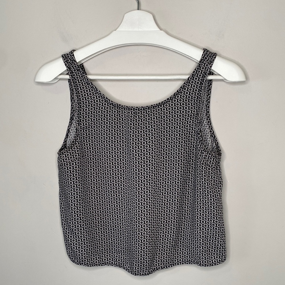 Brandy Melville Black And White Floral Open Back Cropped Tank